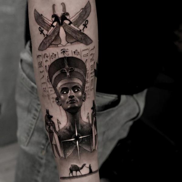 Nefertiti and Hieroglyphics Tattoo