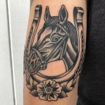 118 Charming Horseshoe Tattoos with Meanings | Art and Design