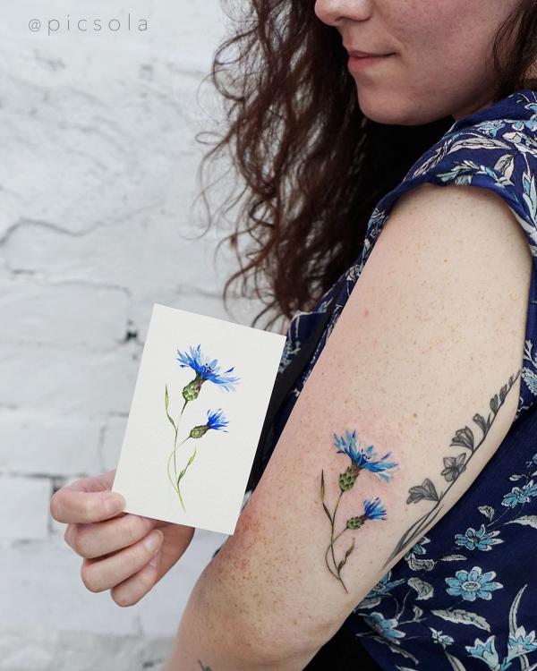 flower power ************************************ #cornflowers #tattoo  #black #bw #noir #poznan #minimalist #minimalism #desi… | Ink tattoo,  Tattoos, Trendy tattoos