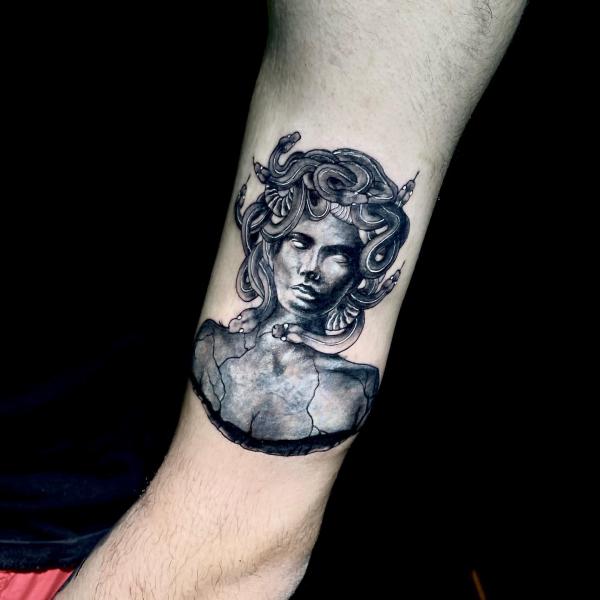 Dark Medusa statue tattoo