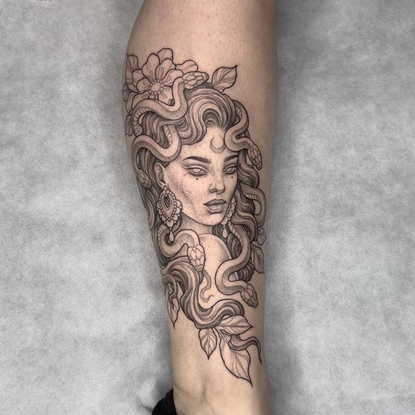 Fine line Medusa tattoo
