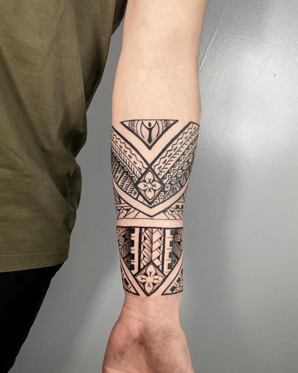 Tribal Tattoo Sleeve: Meaning of Symbols and Designs | Art and Design