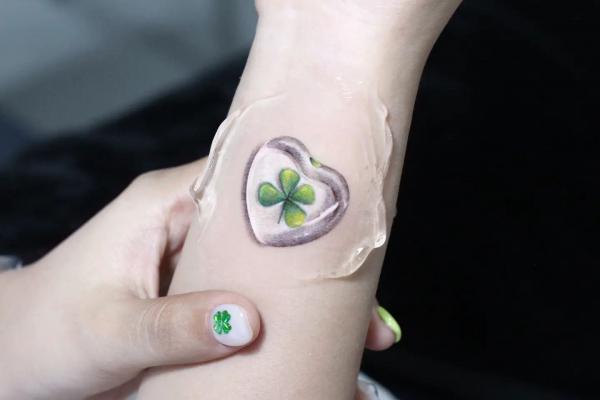 Shamrock on a crystal heart symbol