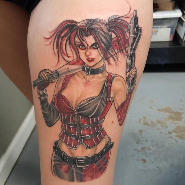 Pinup Harley Quinn with her baseball bat and gun tattoo