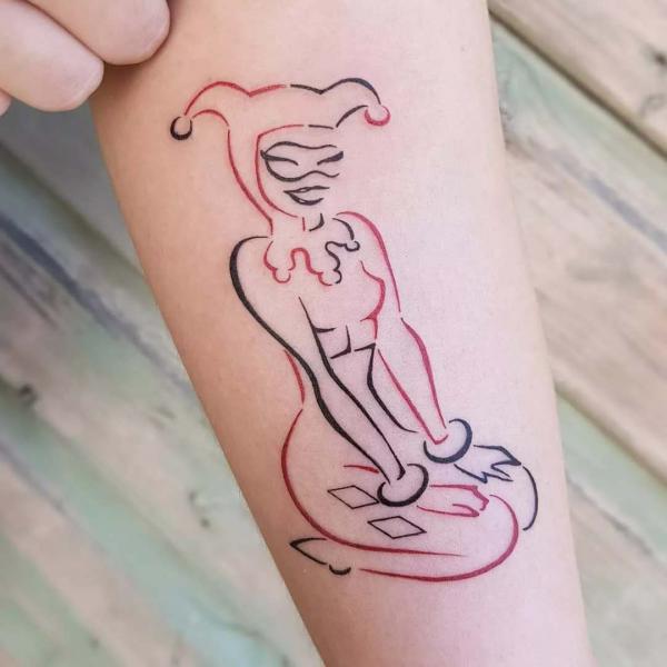 Simple Harley Quinn outline tattoo