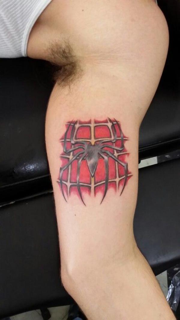 Spider Man spider tattoo upper arm