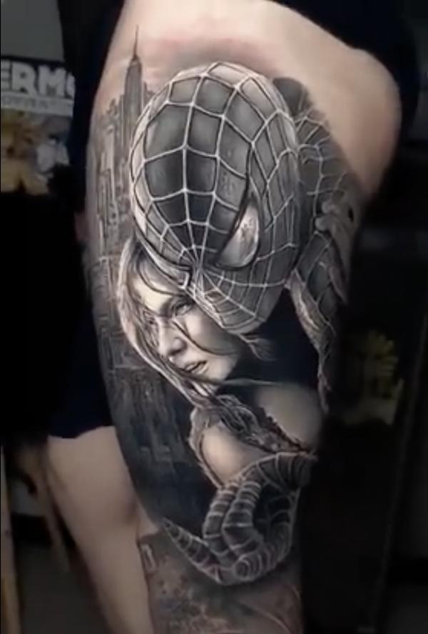 Spider man and Gwen Stacy tattoo